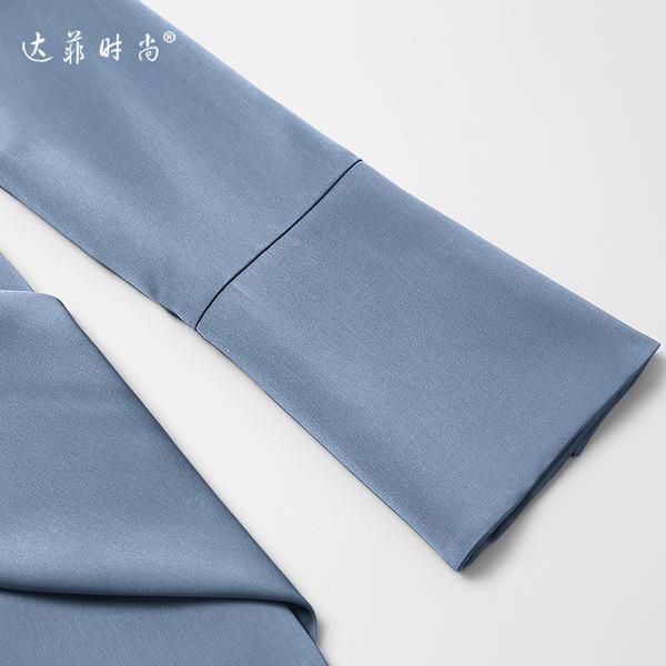 2018女款秋装风衣_香影女装2018秋装新品发布会一场万人集聚的饕餮盛宴！